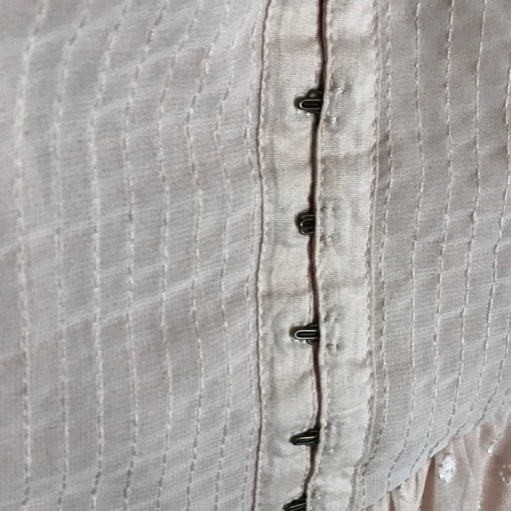 Dress - Picture 3 of 6